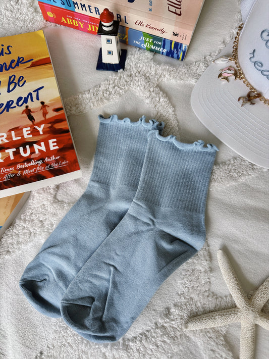 SMOOTH SAILING CREW SOCKS