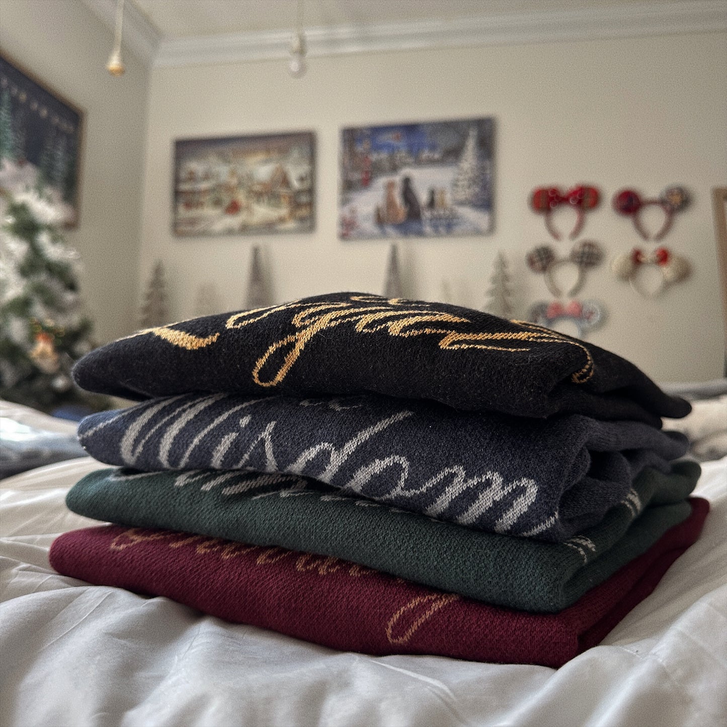 WIZARD HOUSE KNIT SWEATER