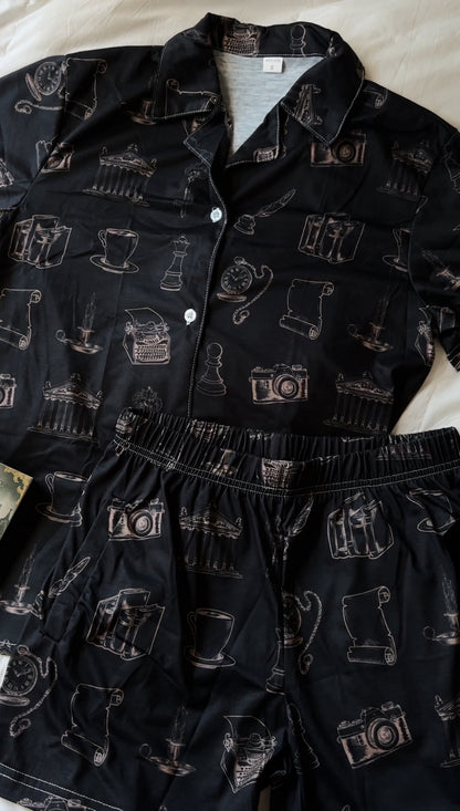 THE ACADEMIA GIRL PAJAMA SHORTS SETS