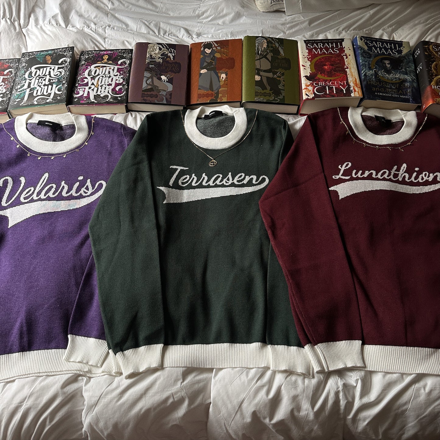 SARAH J MAAS BOOK LOCATIONS KNIT SWEATER