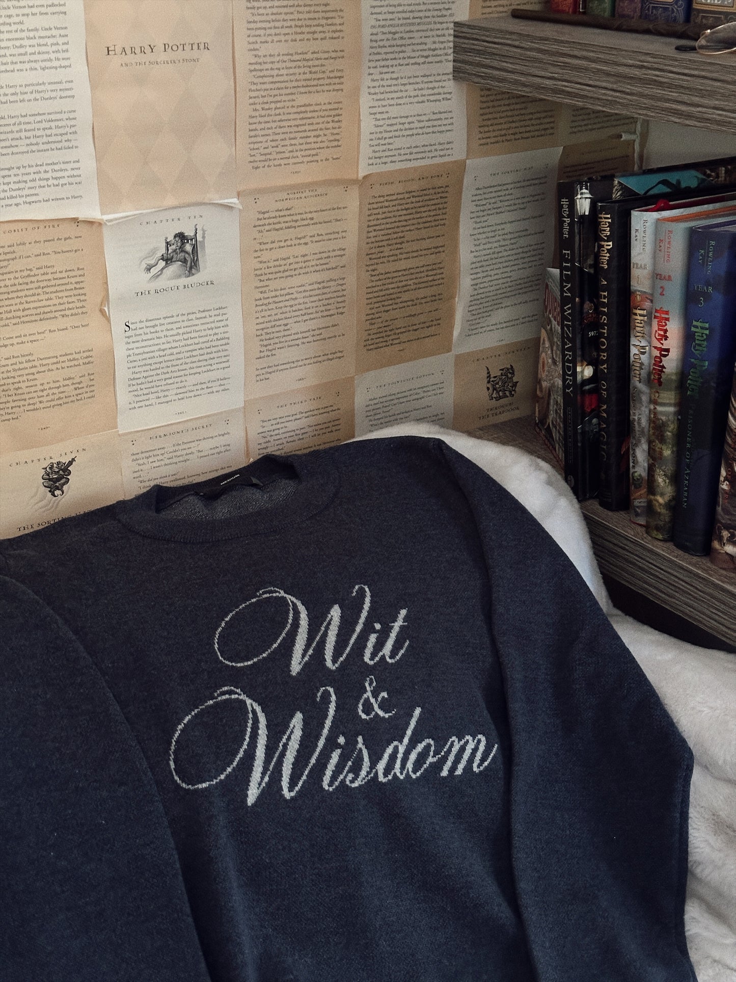 WIZARD HOUSE KNIT SWEATER