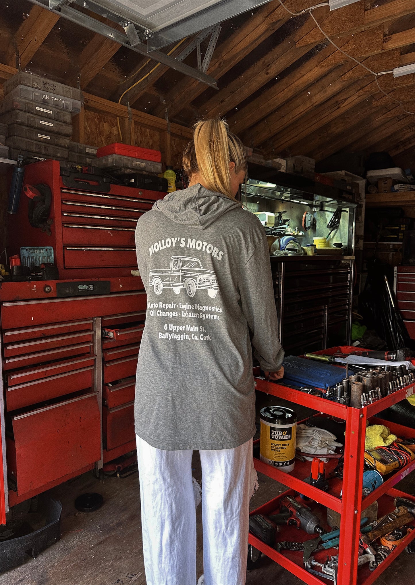 MOLLOY'S MOTORS HOODIE LONG-SLEEVE TEE