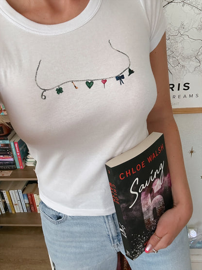 TOMMEN CHARM NECKLACES BABY TEE