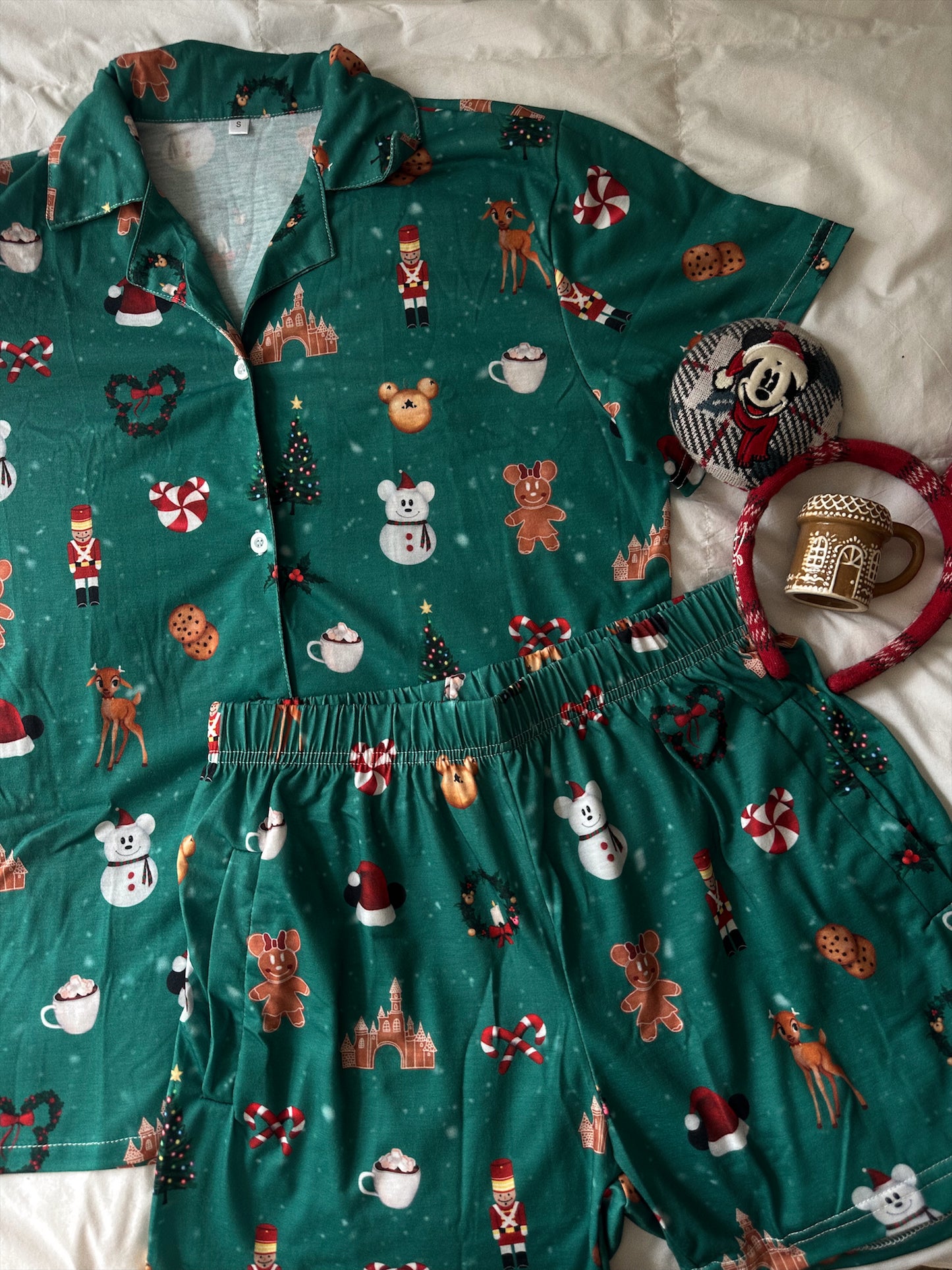 VERY MERRY CHRISTMAS PAJAMA SHORTS SET