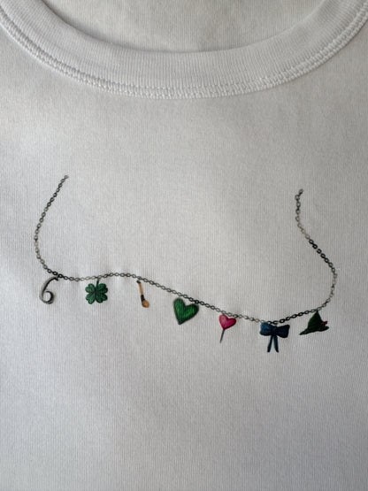 TOMMEN CHARM NECKLACES BABY TEE