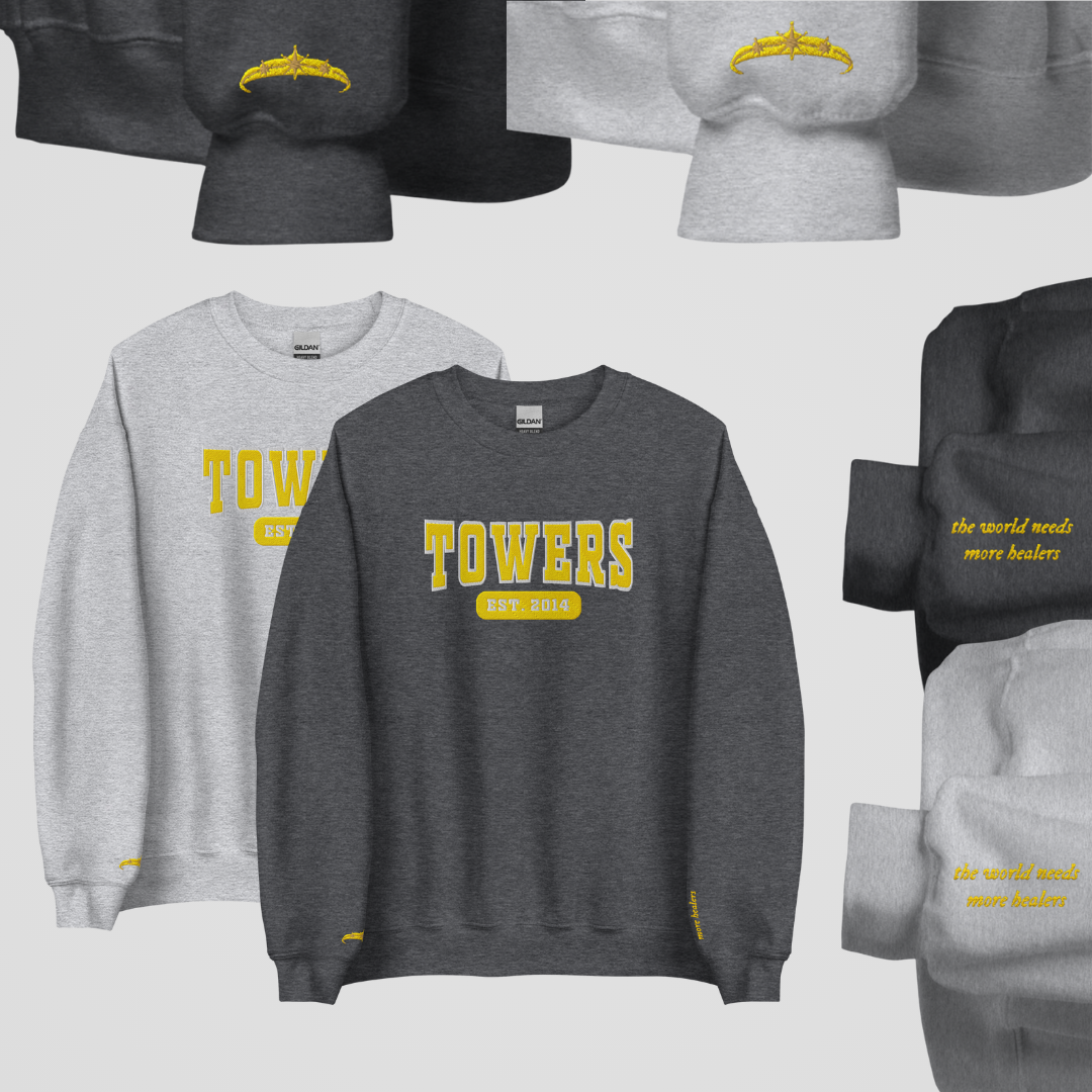 SJM COLLEGIATE EMBROIDERED CREWNECK *TOG FEMALE LEADS EDITION