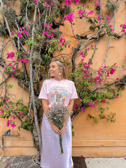 SMELL THE FLOWERS TEE