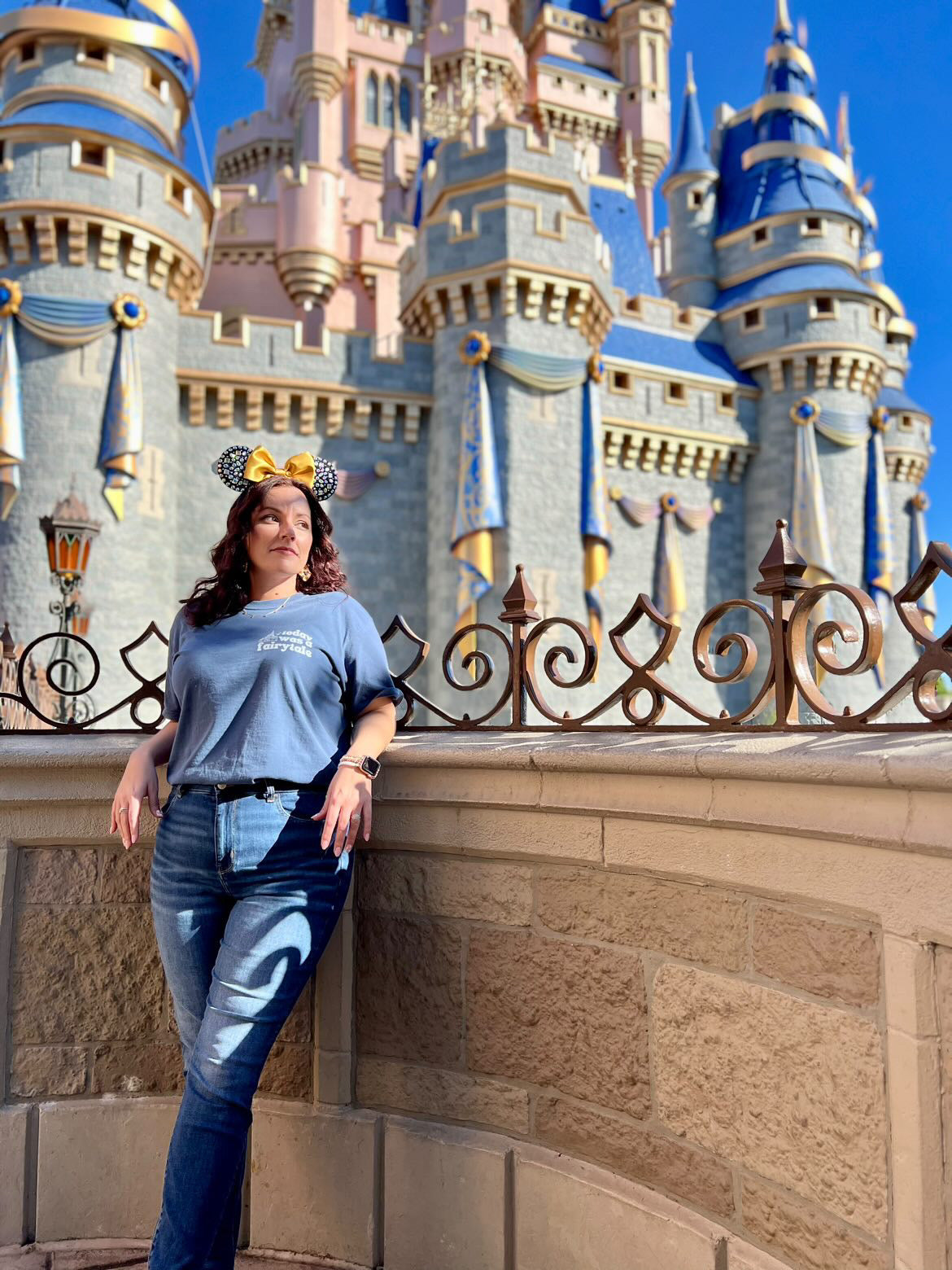 MAGIC IN THE AIR TEE