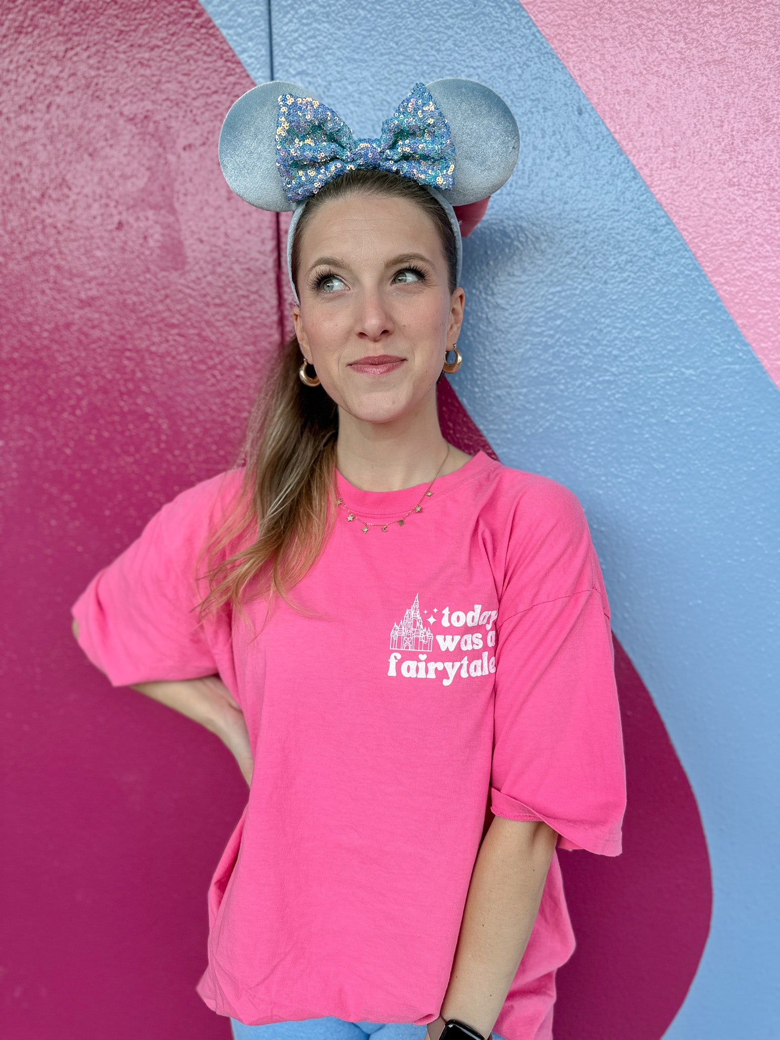 MAGIC IN THE AIR TEE