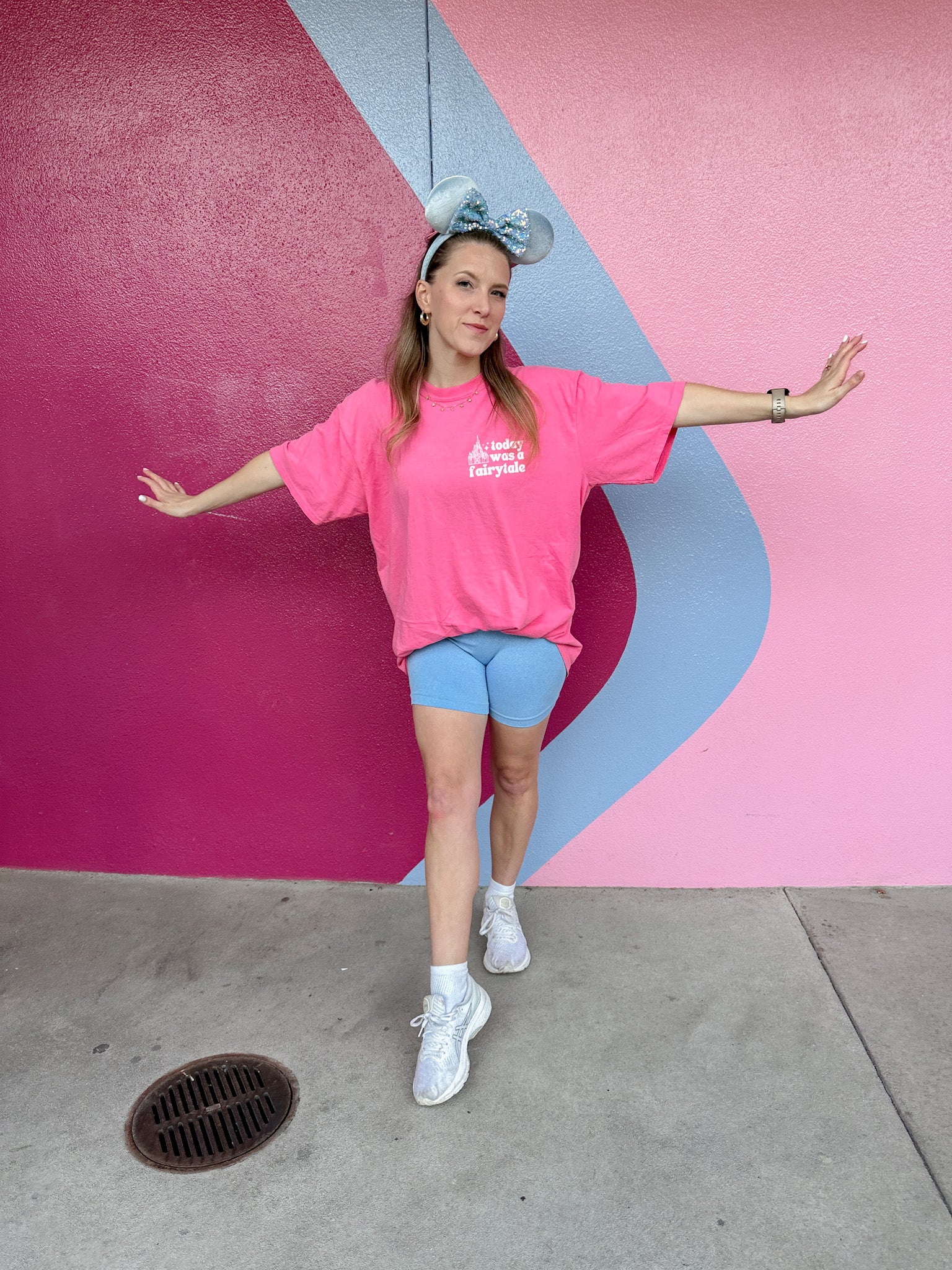 MAGIC IN THE AIR TEE