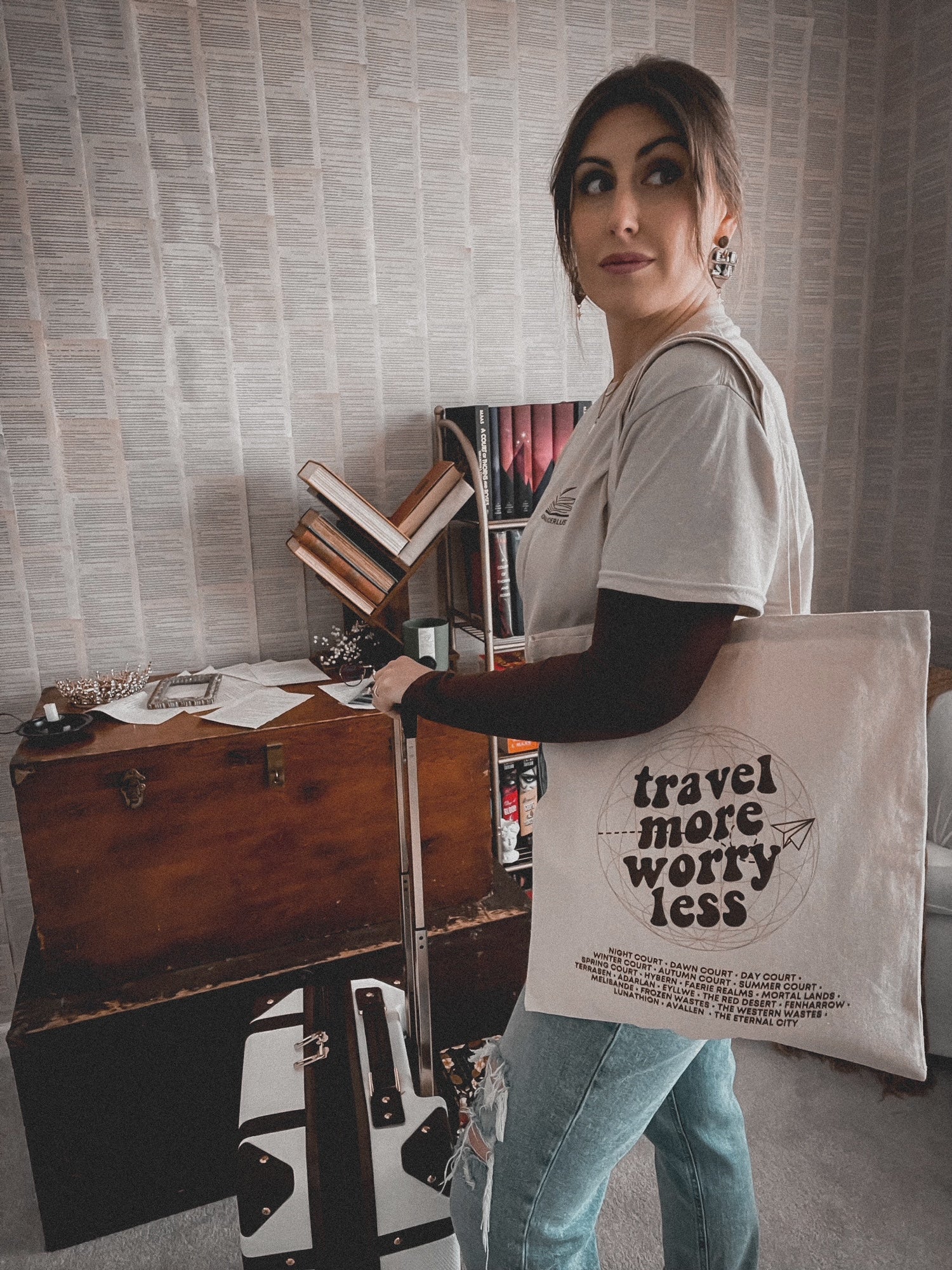 FICTIONAL WANDERLUST TOTE