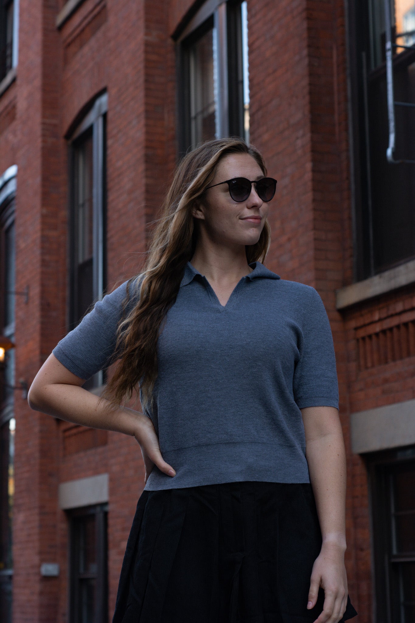 THE OUTSIDER TOP