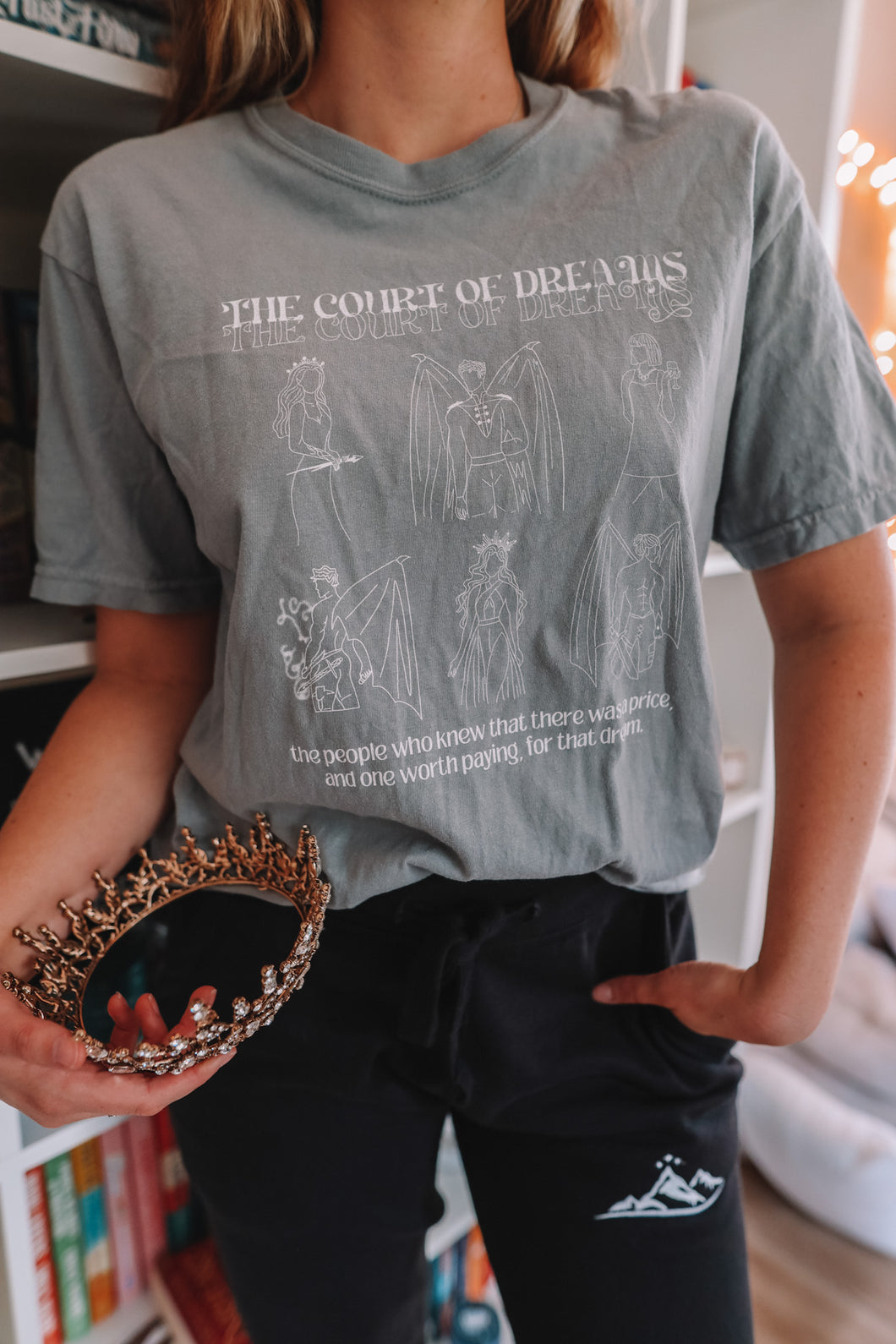 COURT OF DREAMS TEE