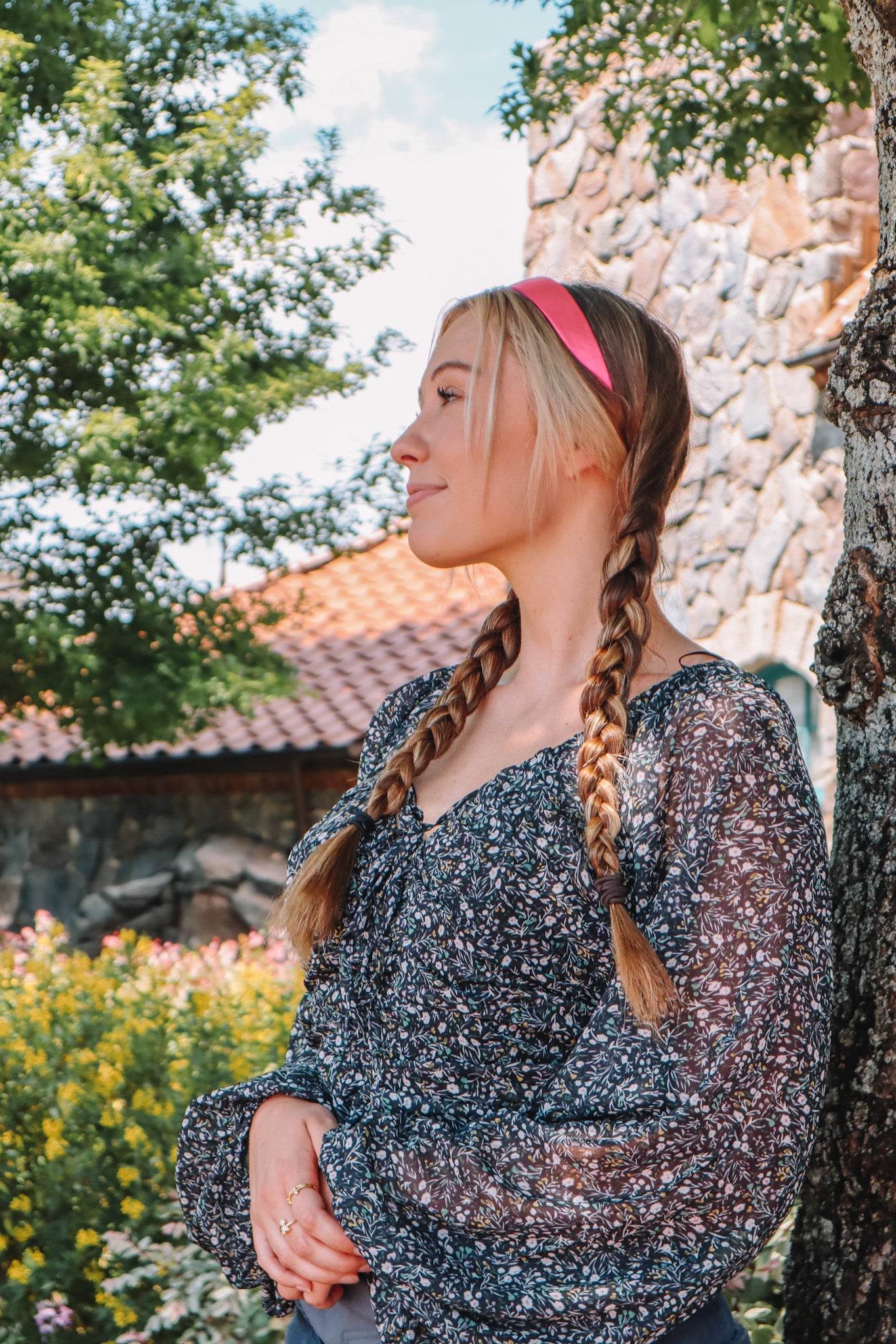 @CURIOUSER.CHELSEA AS ANNA TOP