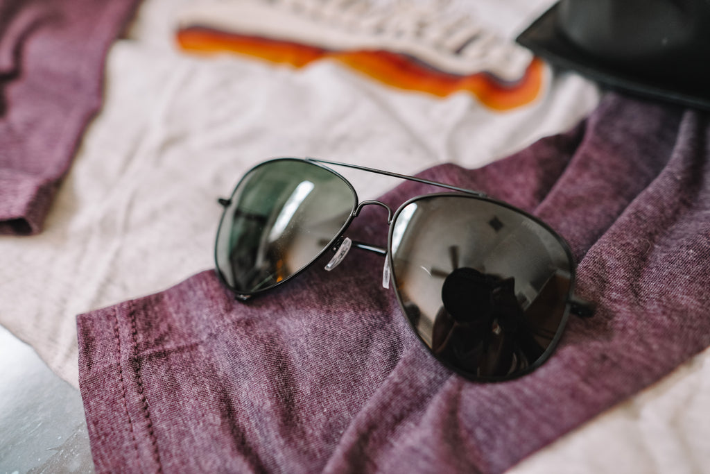 80s SUNGLASSES