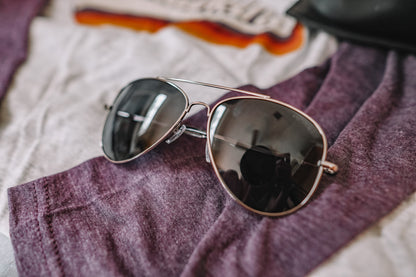 80s SUNGLASSES